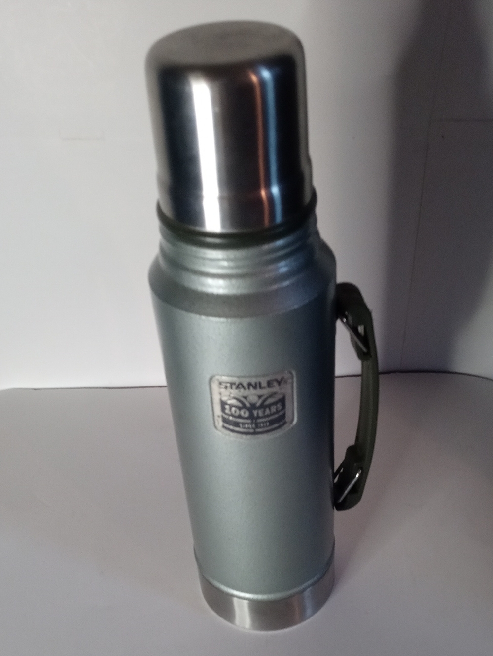 Stanley 100 Year Anniversary Edition Vacumn Bottle Model 20-00995 1.1 Quart